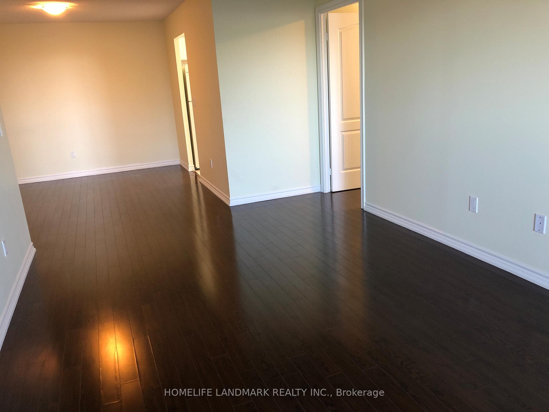 18 Sommerset Way Unit 816 photo 10