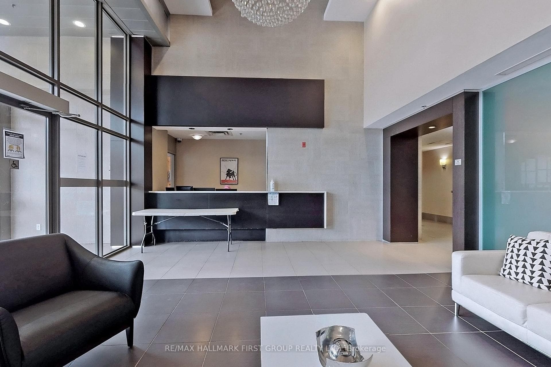 120 Dallimore Circle Unit 201 photo 33