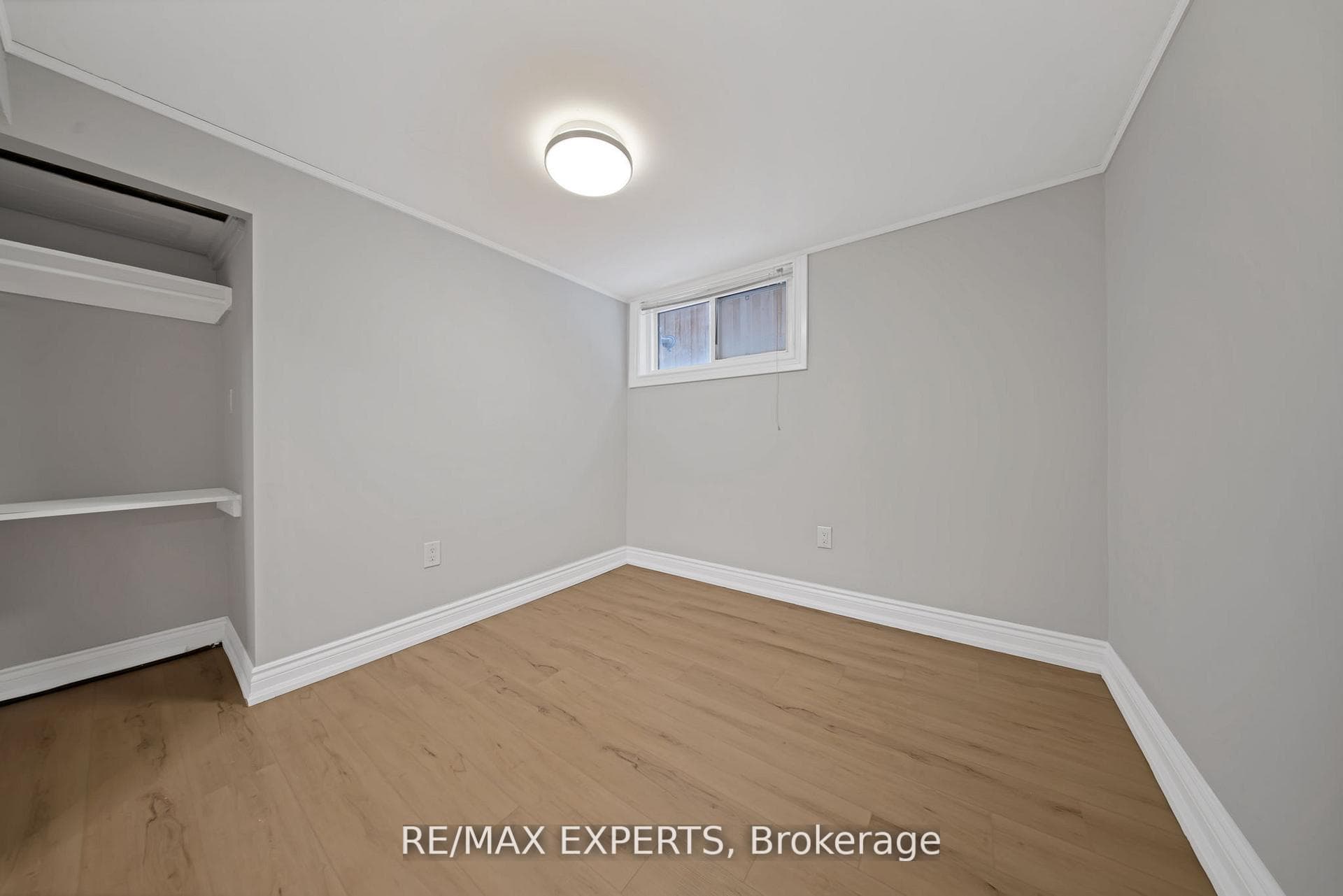 934 Beechwood Avenue Unit Lower photo 11