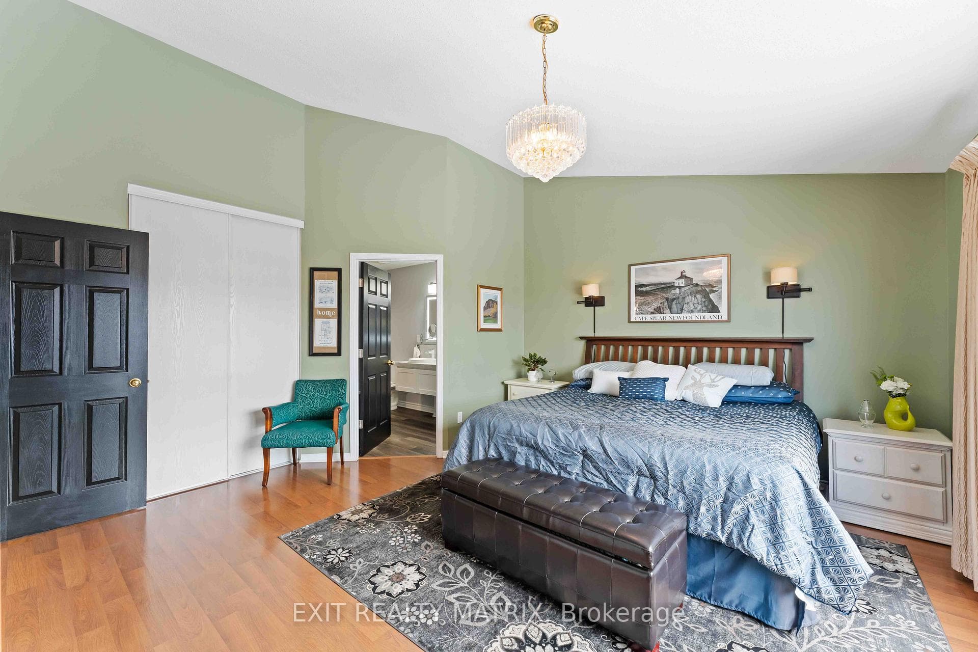 137 Coursier Crescent photo 20