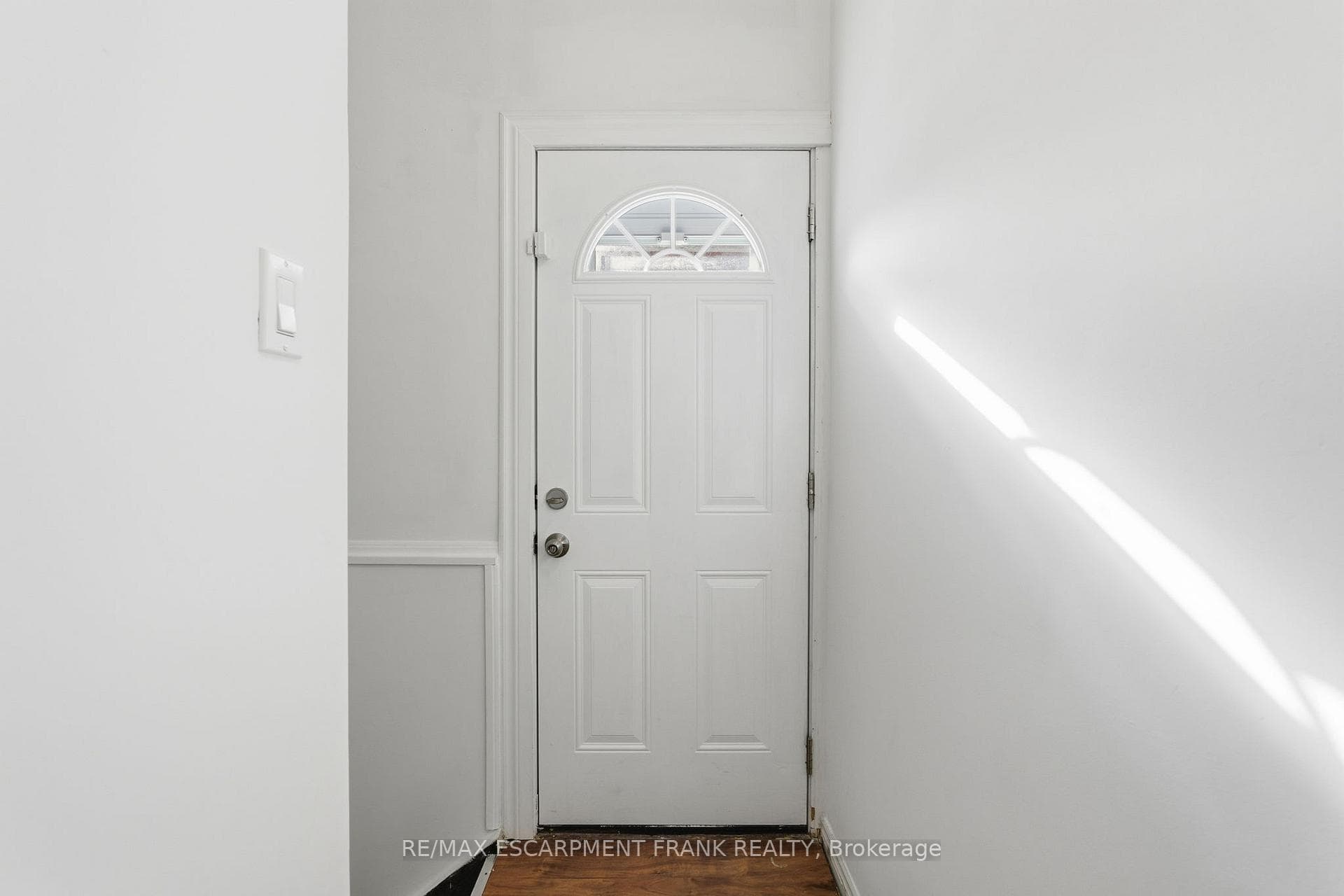 352 East 28th Street photo 34