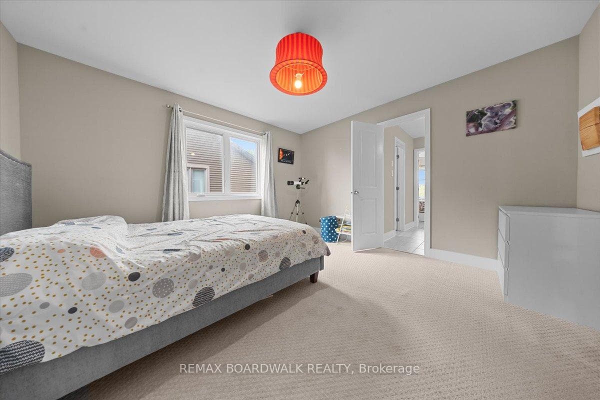 620 Barry Helman Drive photo 27