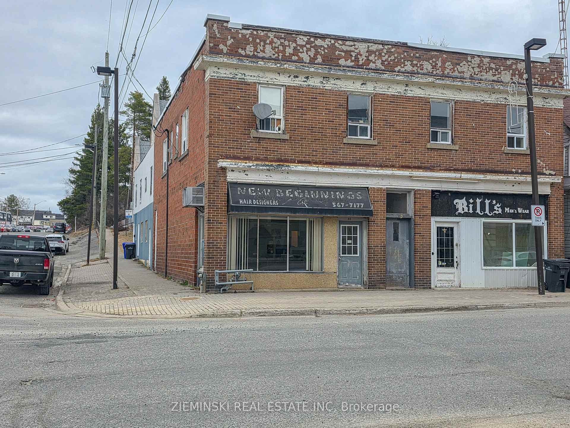 30 Duncan Avenue photo 37