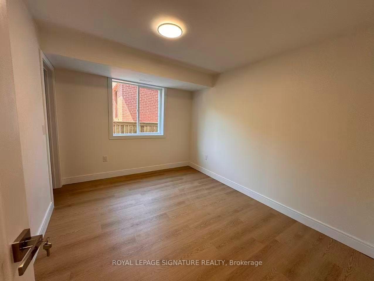 53 Bishop Avenue Unit 1A photo 4