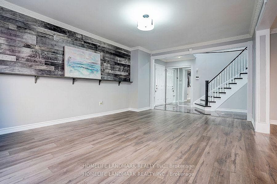 15 Saintsbury Square photo 7