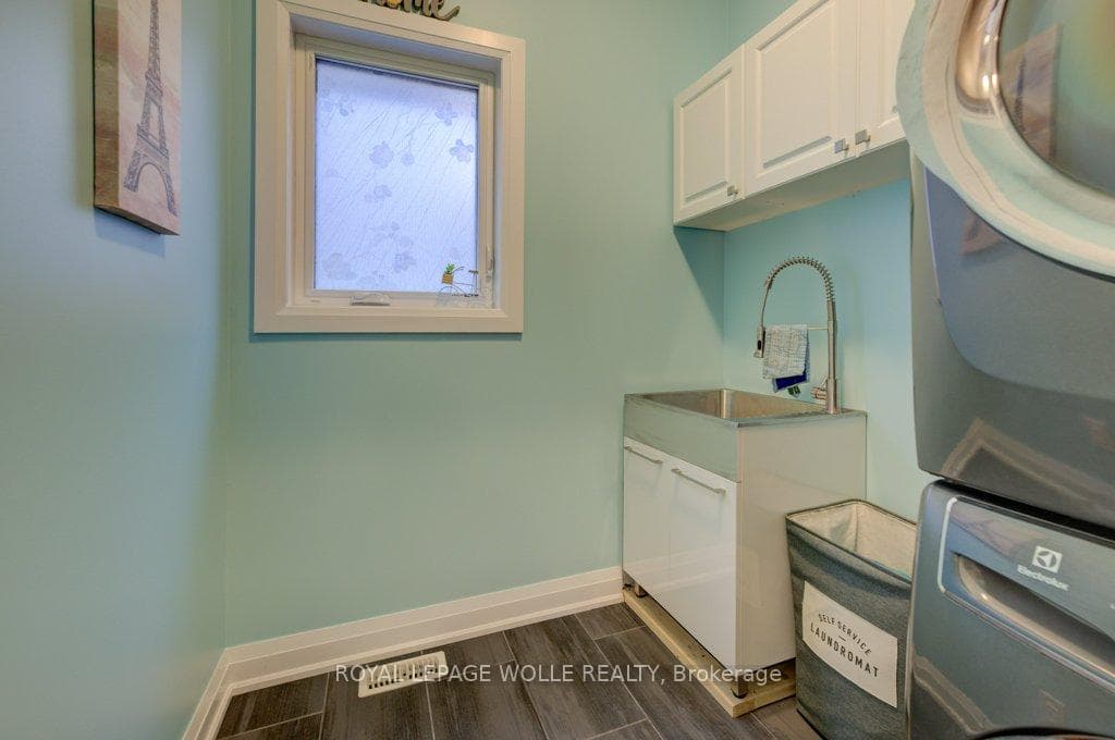 43 Greyhawk Street photo 19