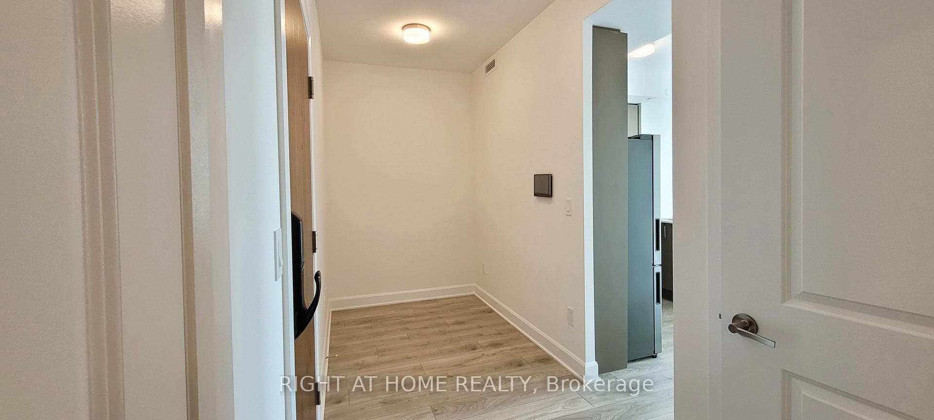 3240 William Coltson Avenue Unit 624 photo 7