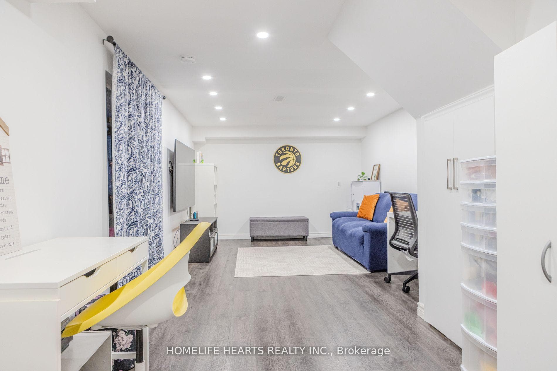 70 Cass Avenue Unit 211 photo 29