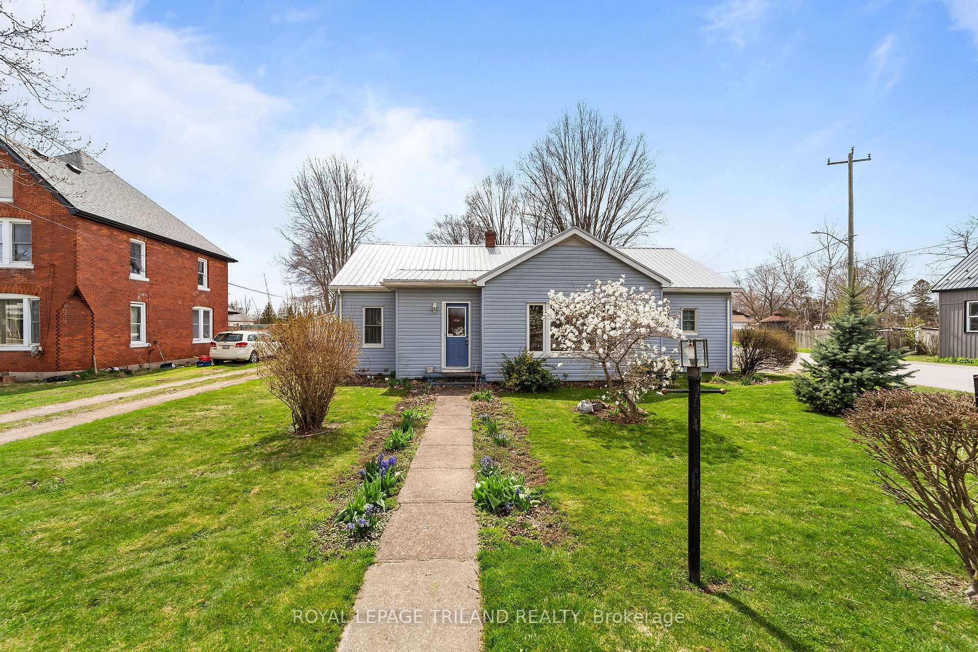 22929 Hagerty Road photo 3