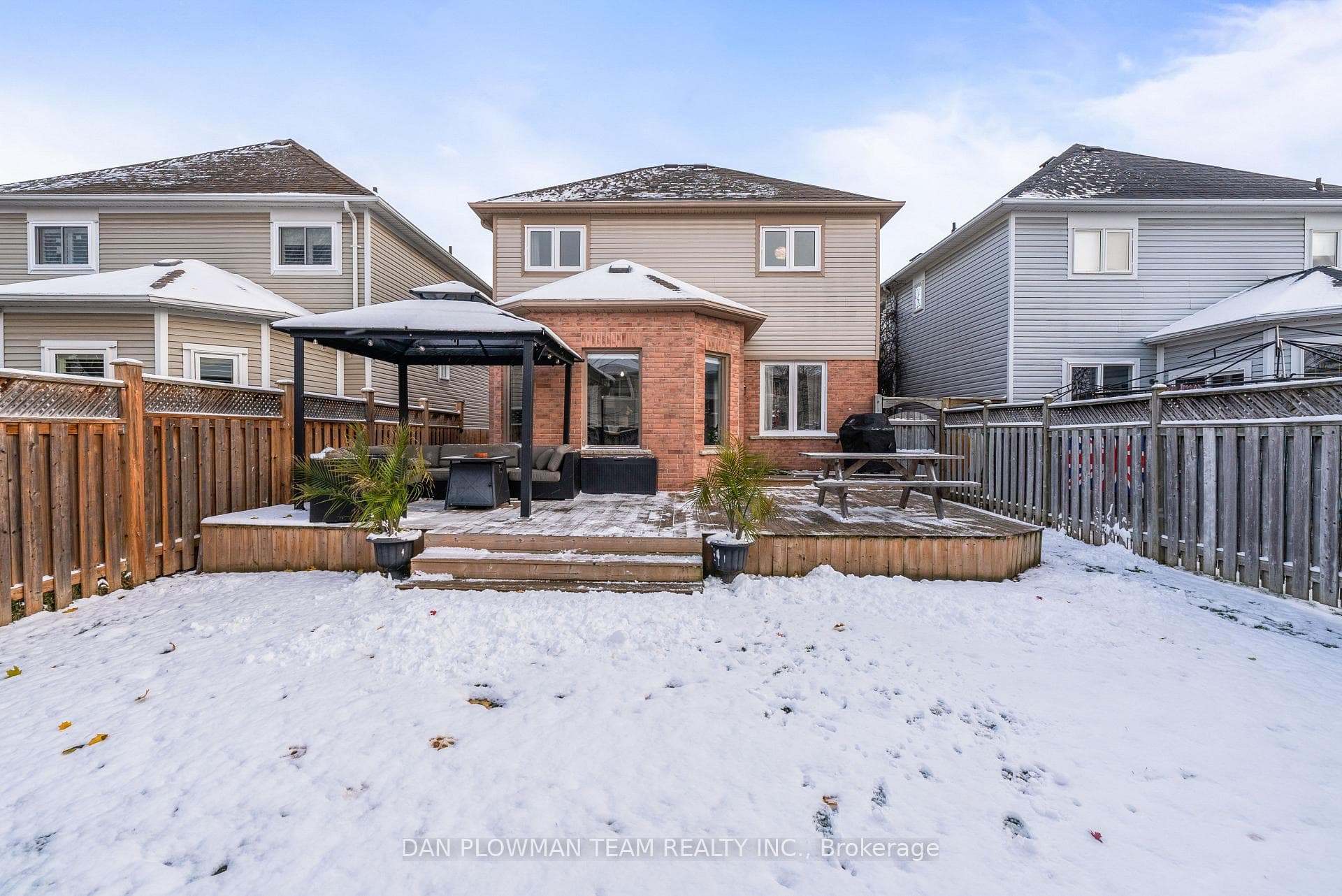 65 Sandford Crescent photo 37