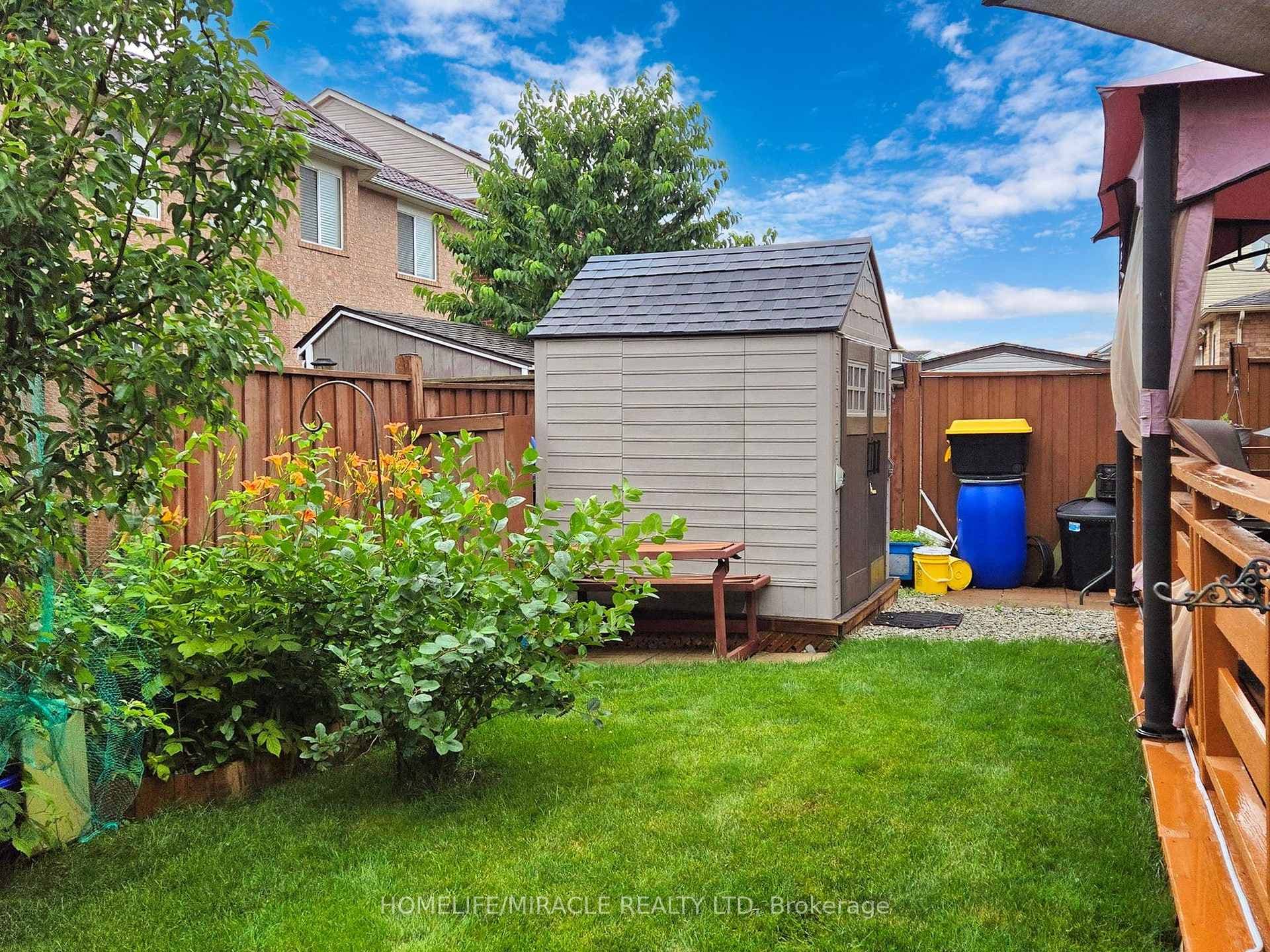 12 Bonavista Drive photo 40