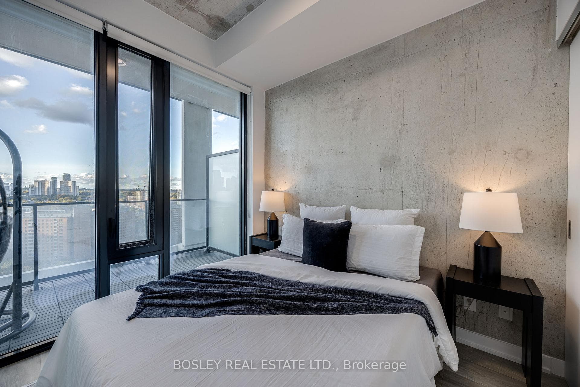 55 Ontario Street Unit 2201 photo 20