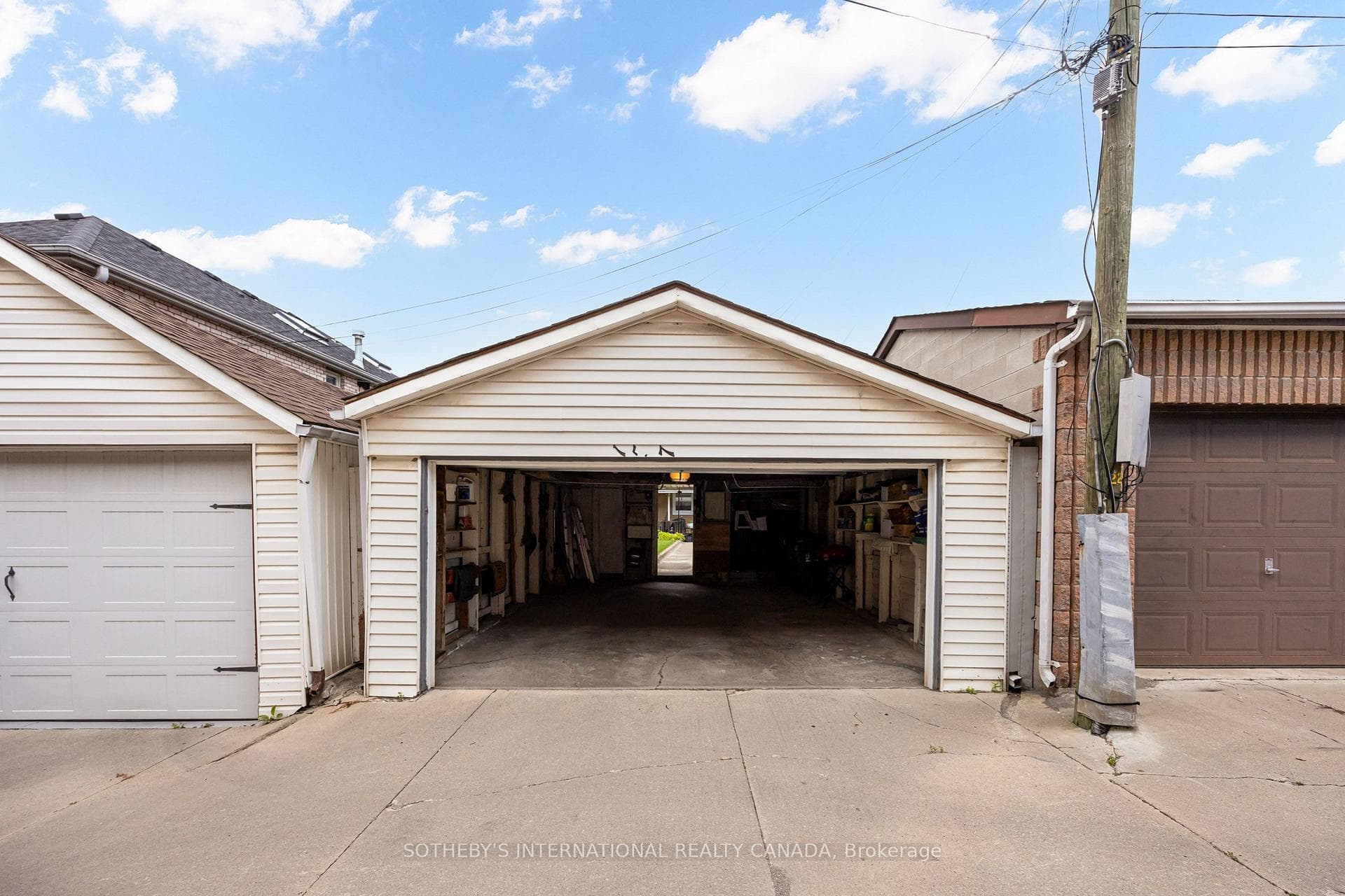157 Ascot Avenue photo 40