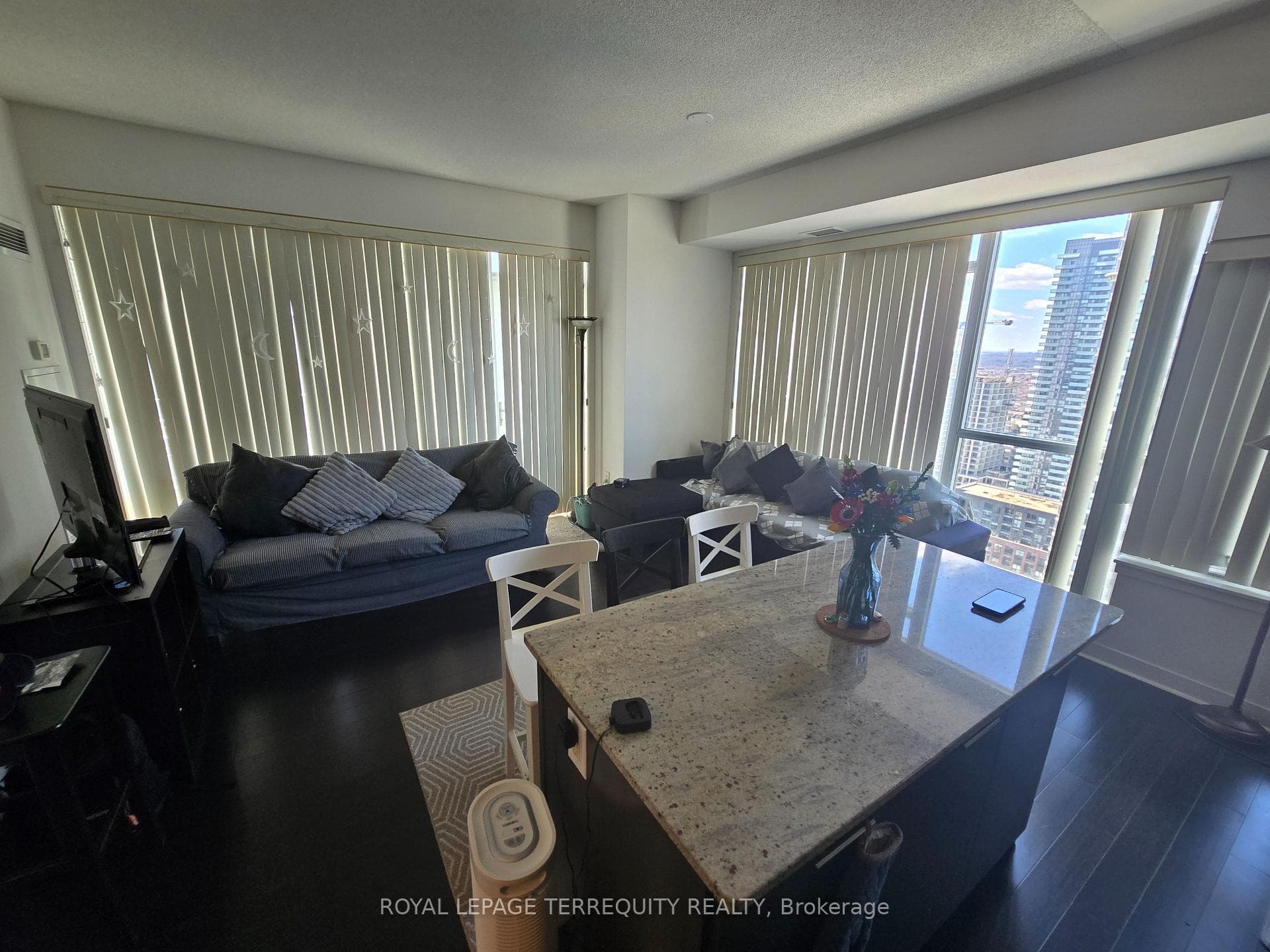 360 Square One Drive Unit 2805 photo 11