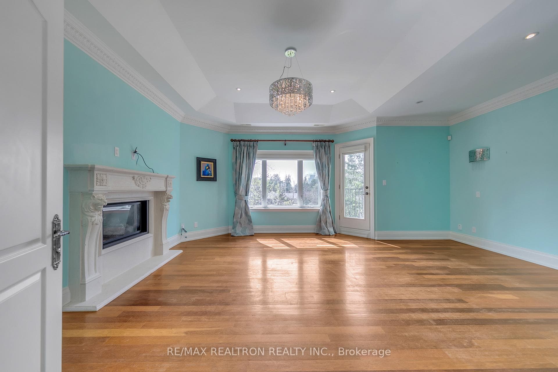 2706 Bayview Avenue photo 30