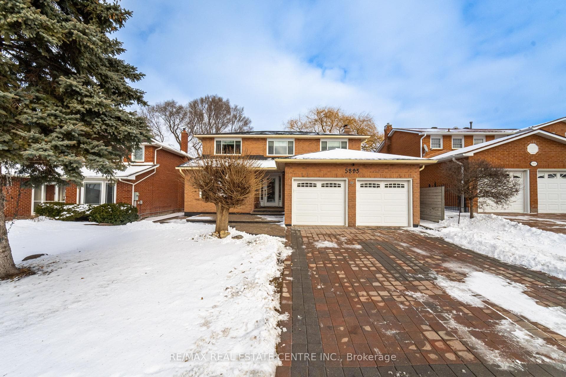 5895 Rayshaw Crescent Unit Bsmt photo 1