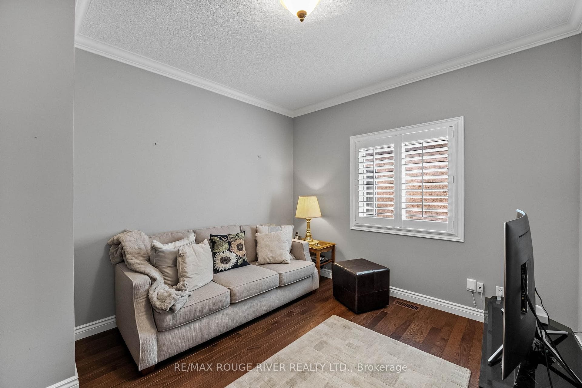 49 Waterbury Crescent photo 22