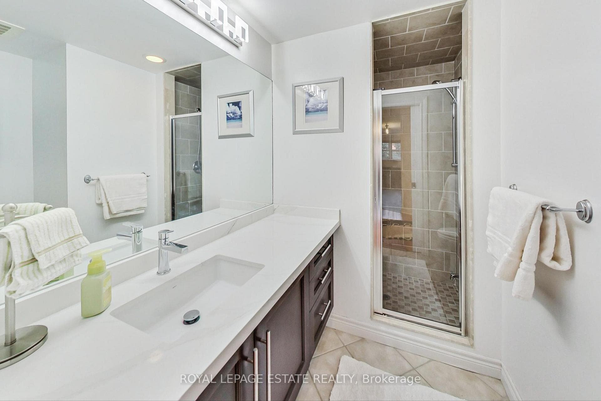1 Lawlor Avenue Unit 201 photo 23
