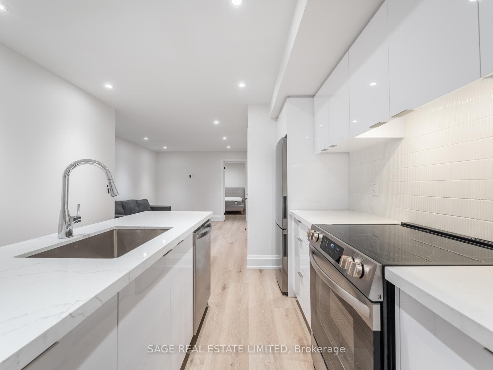 64 Gwynne Avenue Unit Lower photo 16