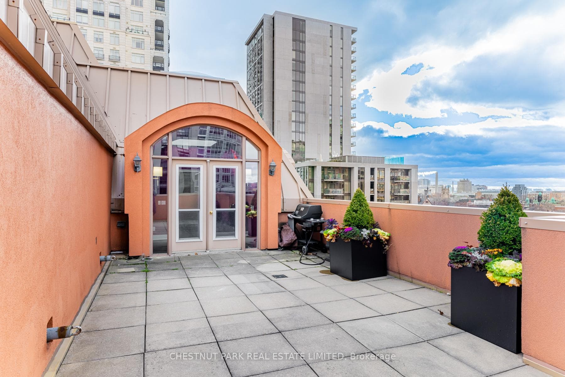8 Sultan Street Unit PH 2 photo 30
