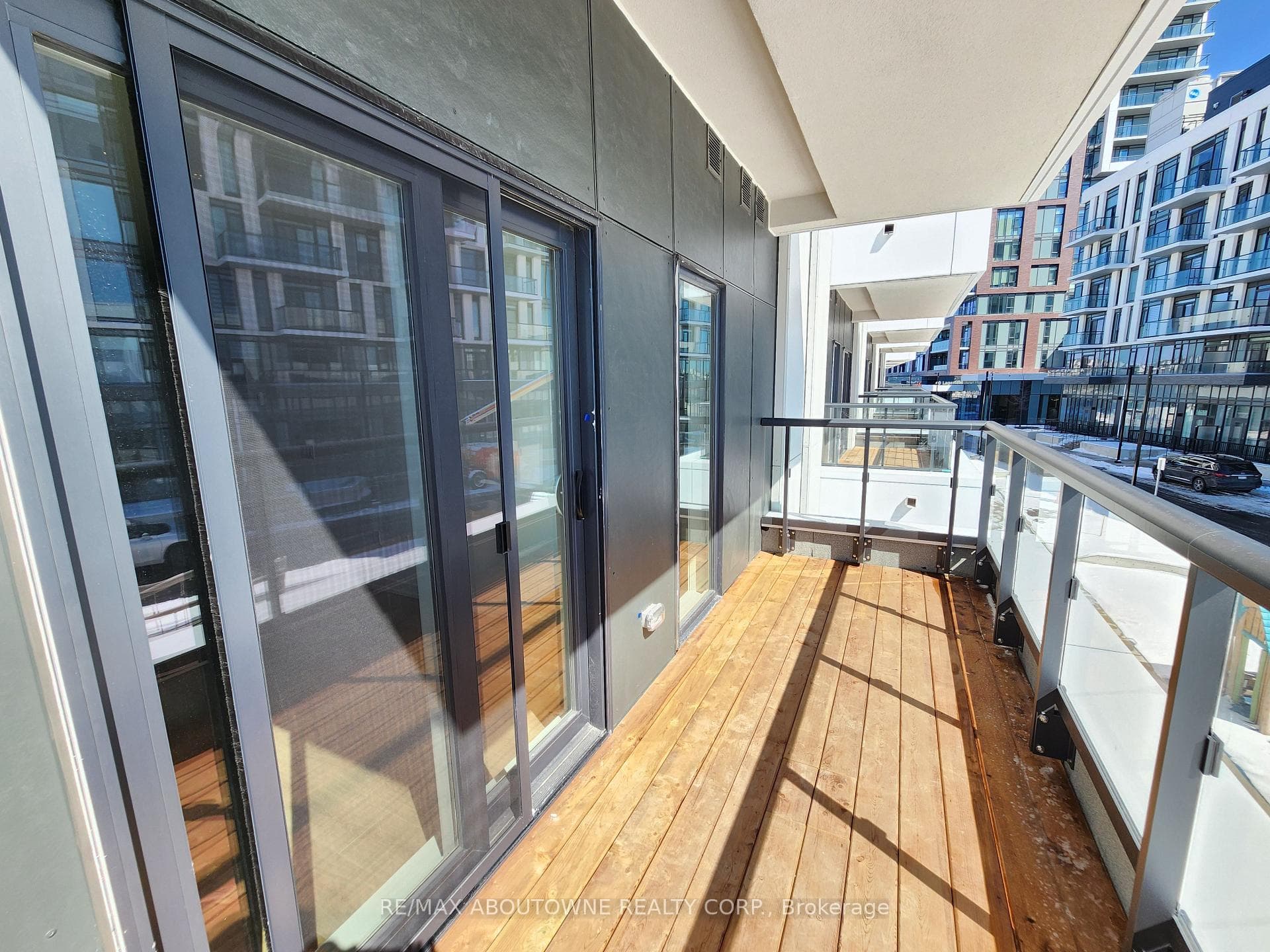 20 Lagerfeld Drive Unit 12 photo 28