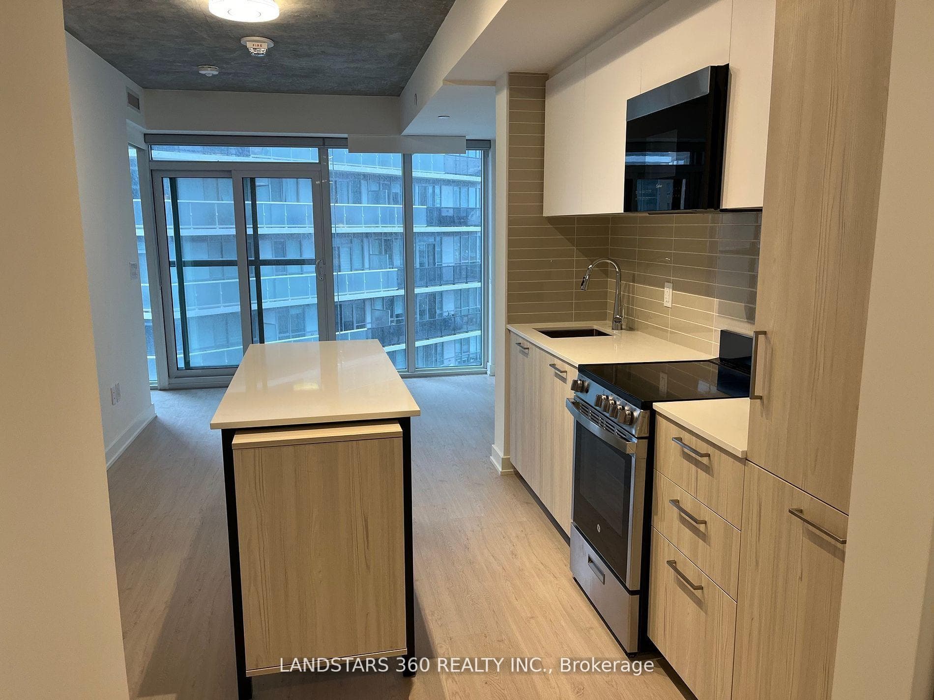 65 Mutual Street Unit 1007 photo 5