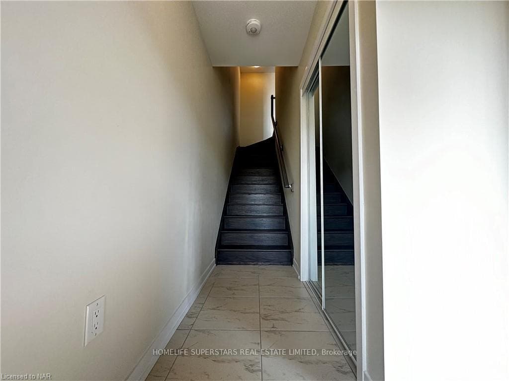211 MELODY Lane photo 7