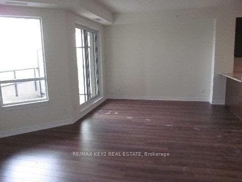 9255 Jane Street Unit 707 photo 3