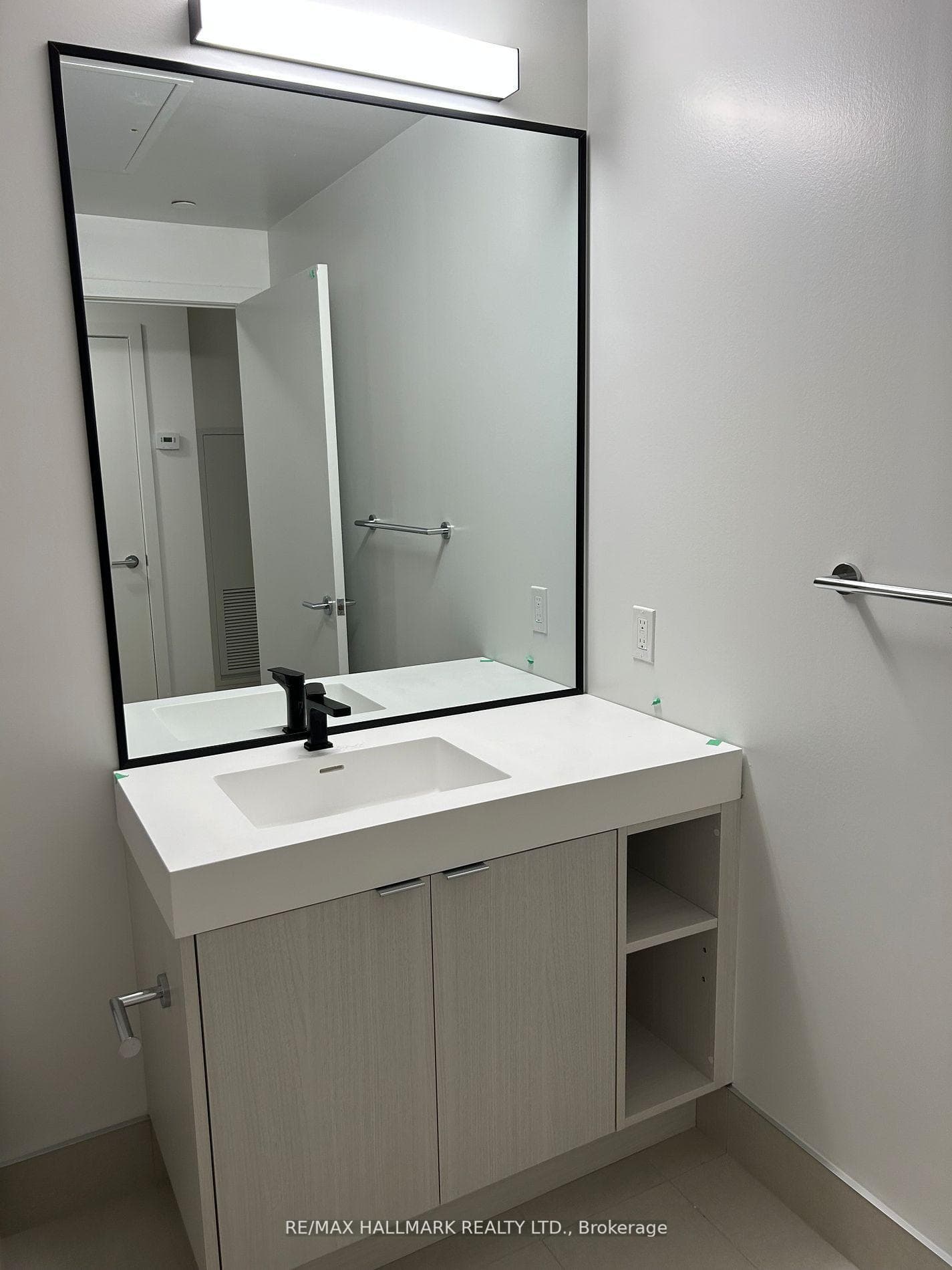 250 Lawrence Avenue Unit 312 photo 14