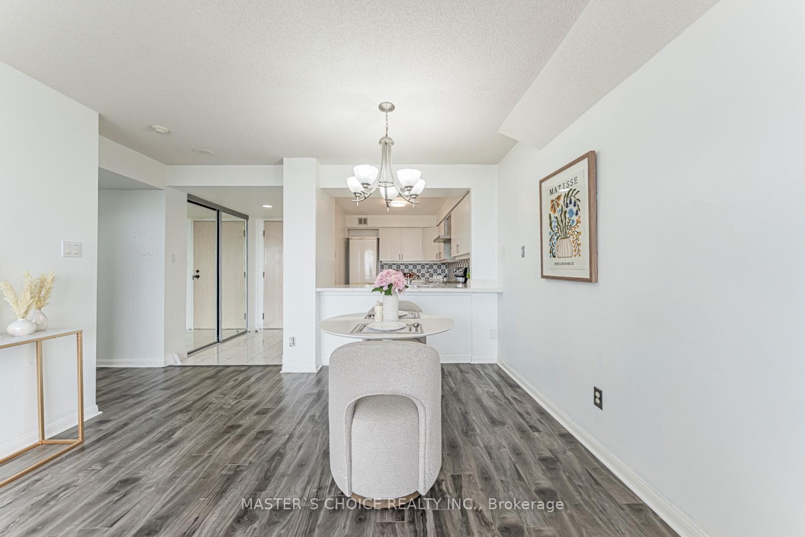 50 Eglinton Avenue Unit 1110 photo 12