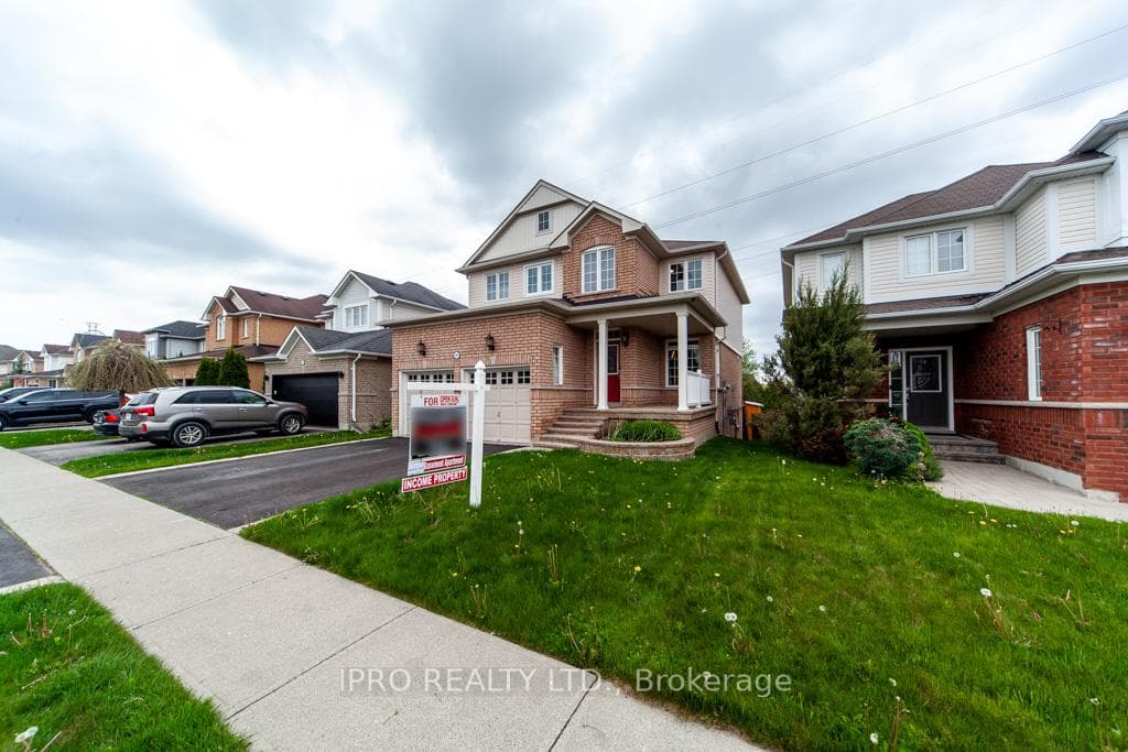 1896 Birchview Drive photo 1