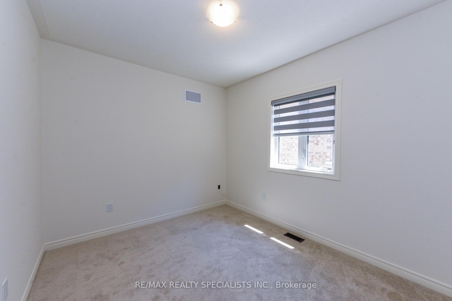 3181 Crystal Drive photo 28