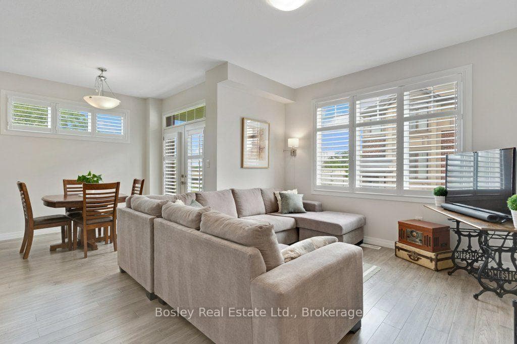 7 Bacon Lane photo 9