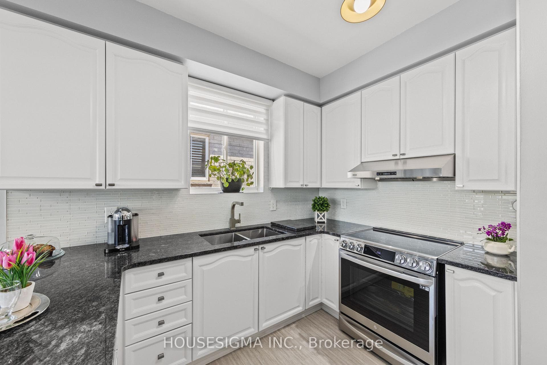 56 Holsted Road photo 11