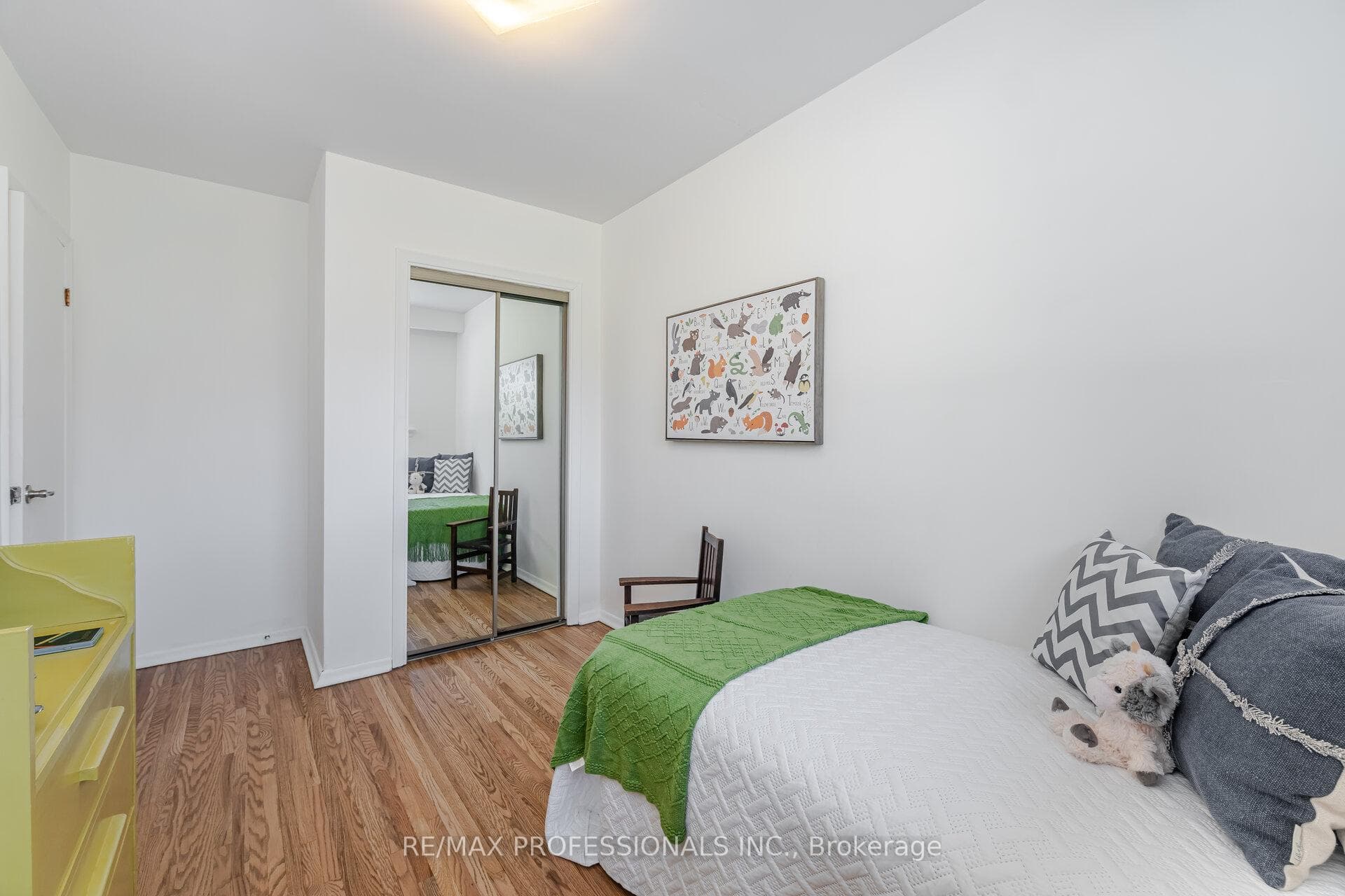 6 Tapley Drive photo 25