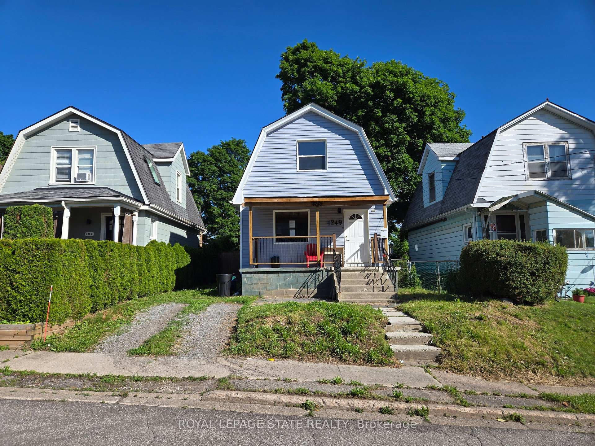 4249 Elgin Street photo 1