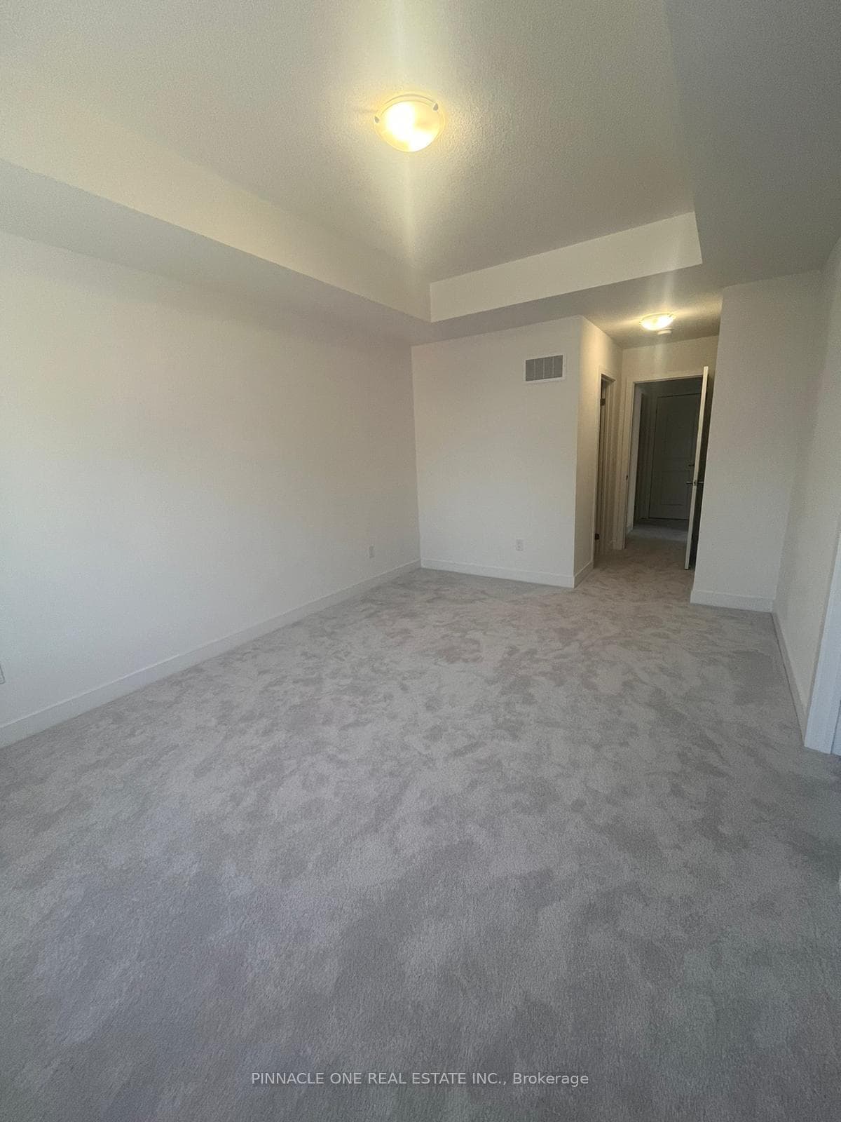 20 Deer Ridge Crescent photo 11
