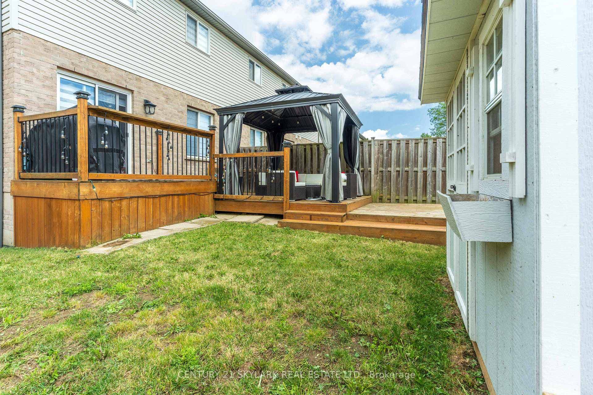 1385 Upper Wentworth Street Unit 15 photo 45