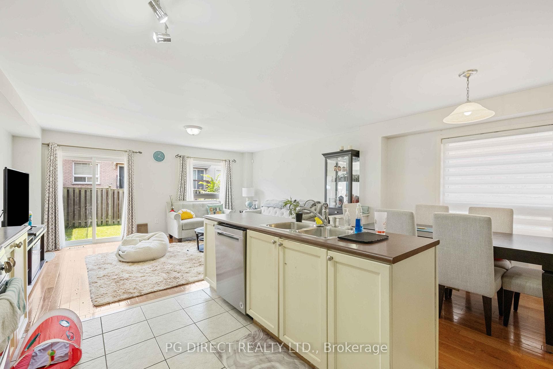 117 Burcher Road photo 3