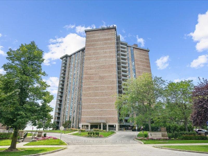 5250 Lakeshore Road Unit 708 photo 2