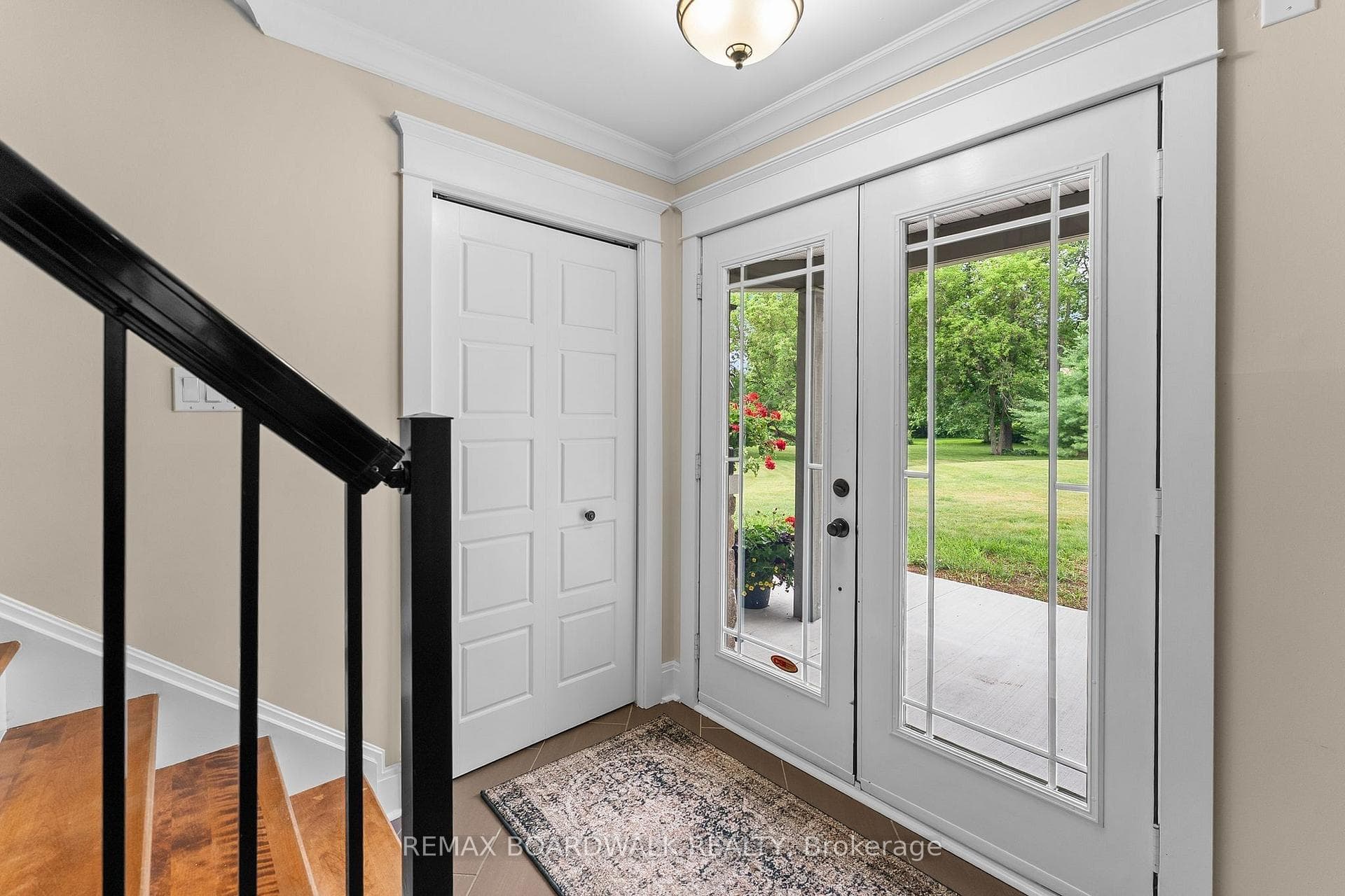 4844 Mohrs Road photo 3