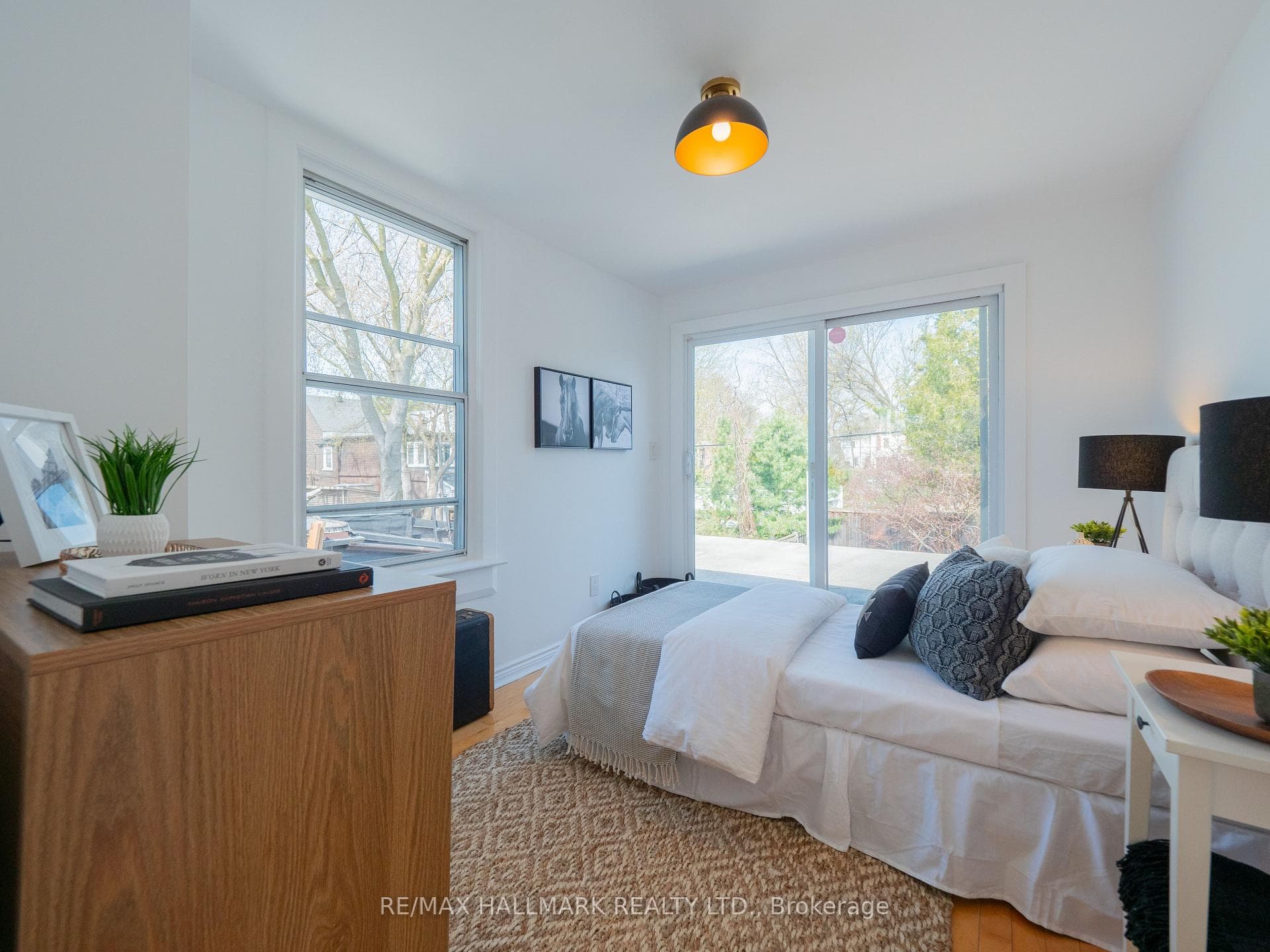 98 Boultbee Avenue photo 34