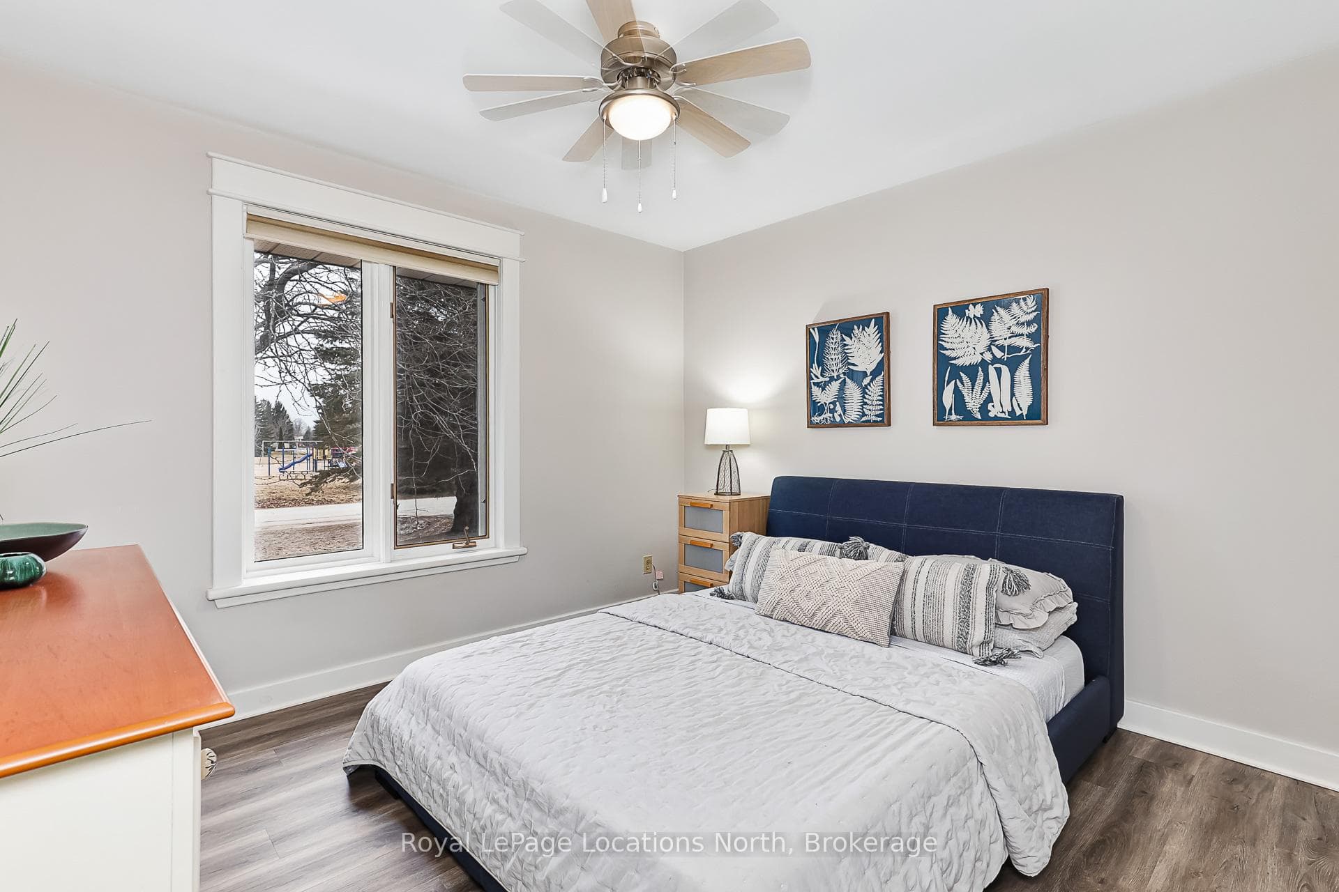 15 Blackburn Avenue photo 21