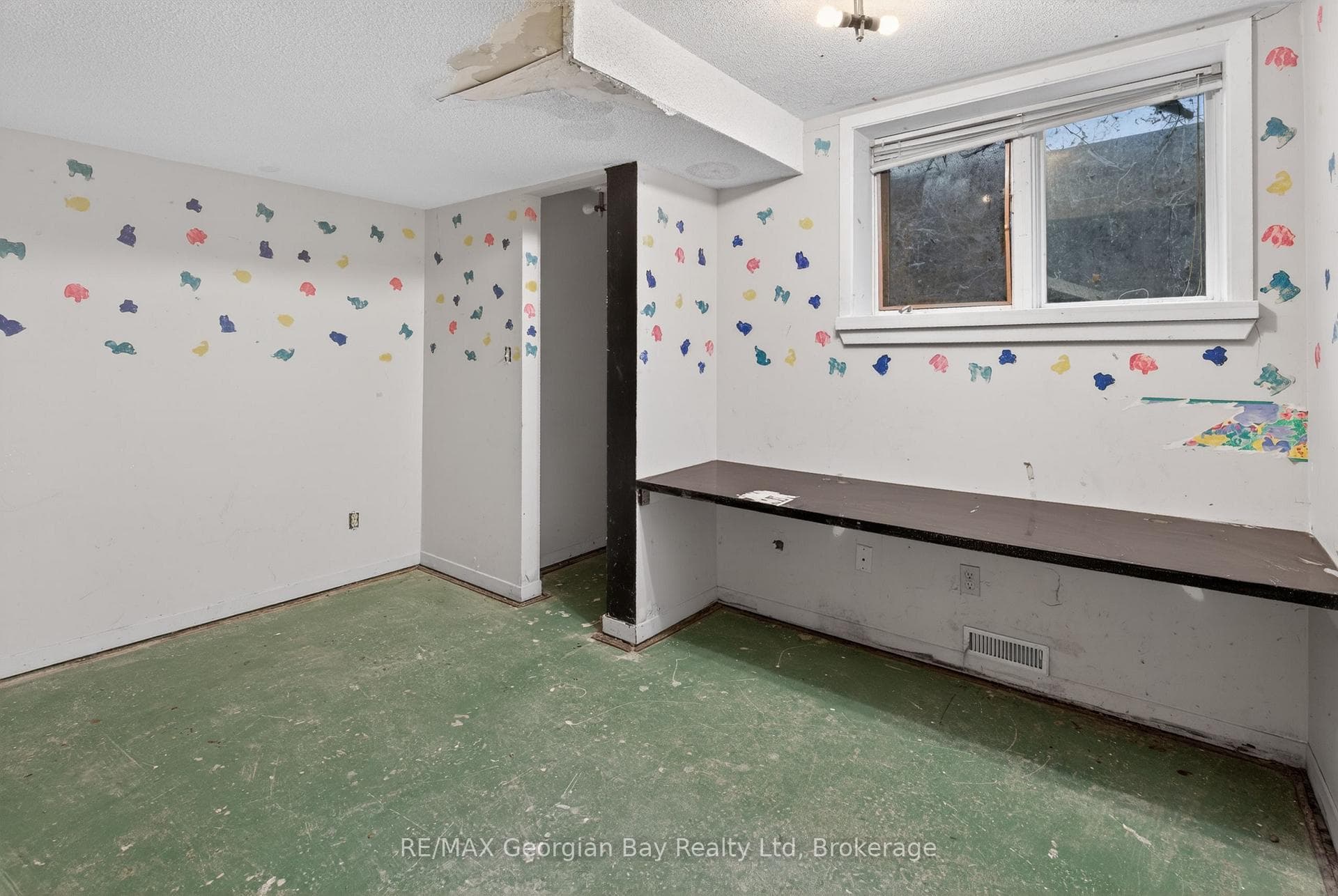 819 Birchwood Drive photo 7
