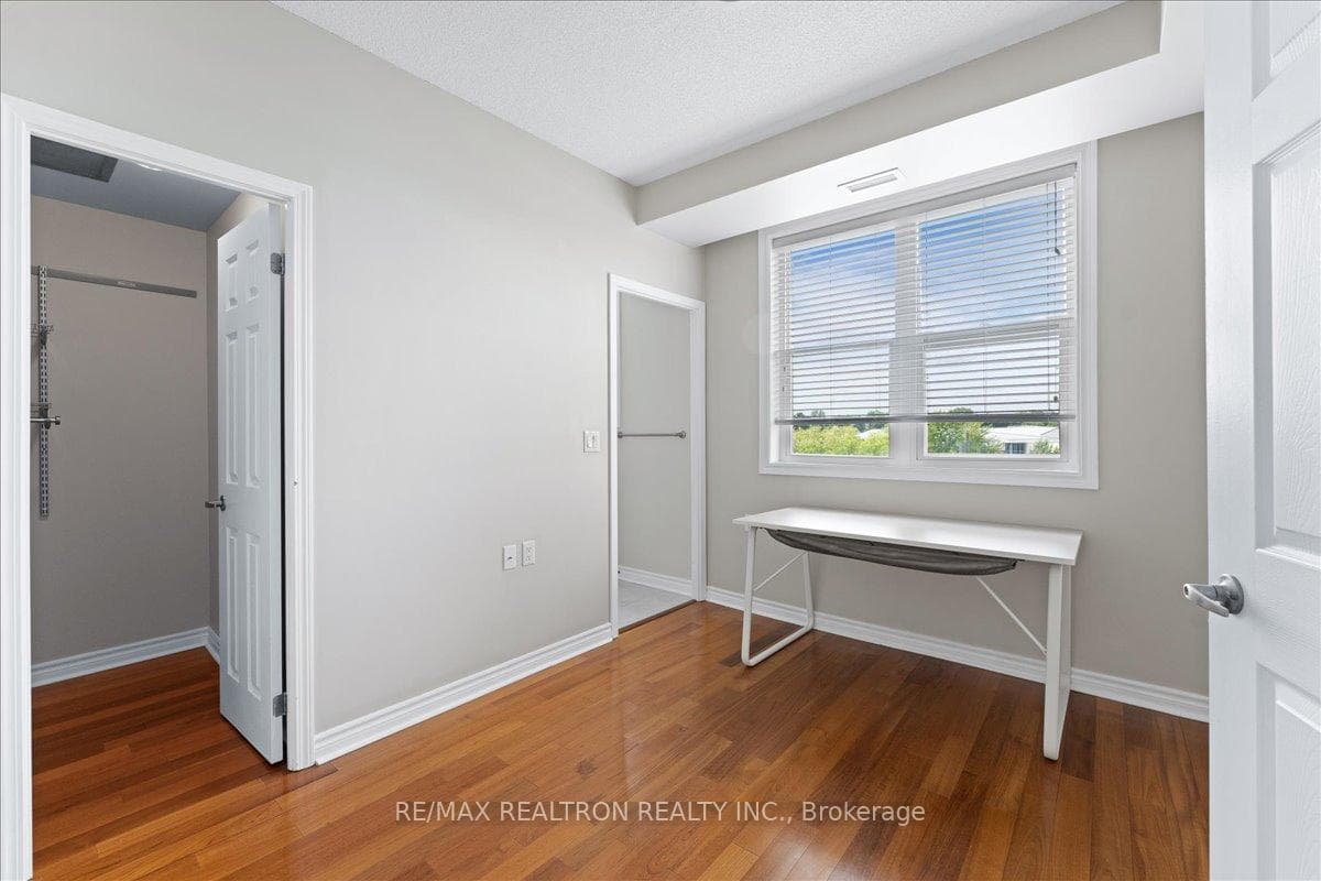 15450 Yonge Street Unit 304 photo 15