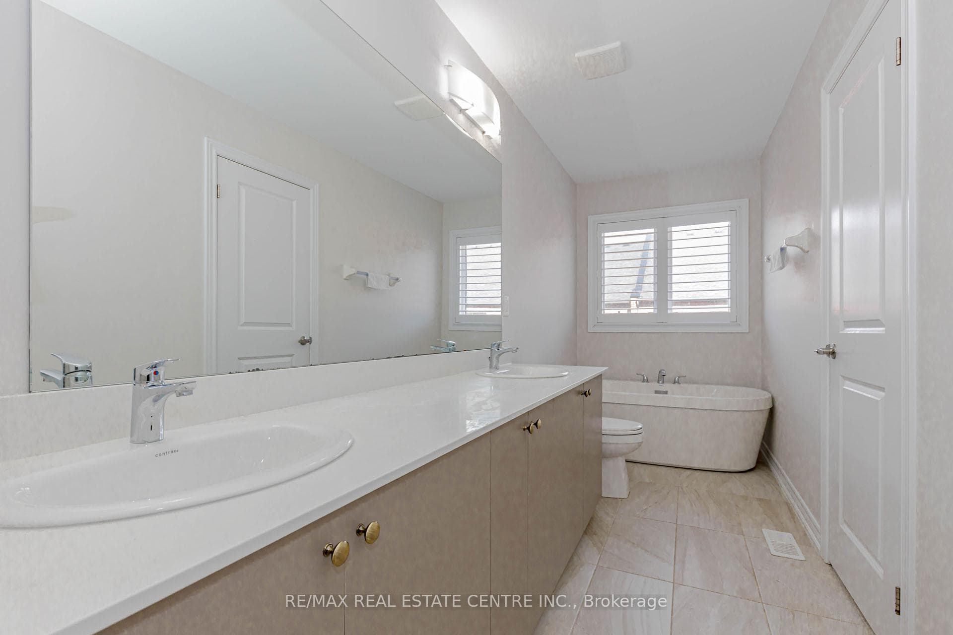 1335 Farmstead Drive photo 25