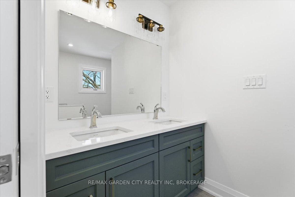 3693 ELM Street photo 21
