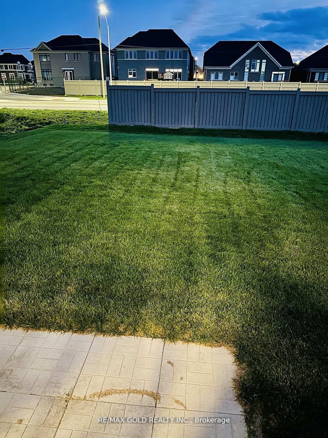 5 Bluebird Boulevard photo 22