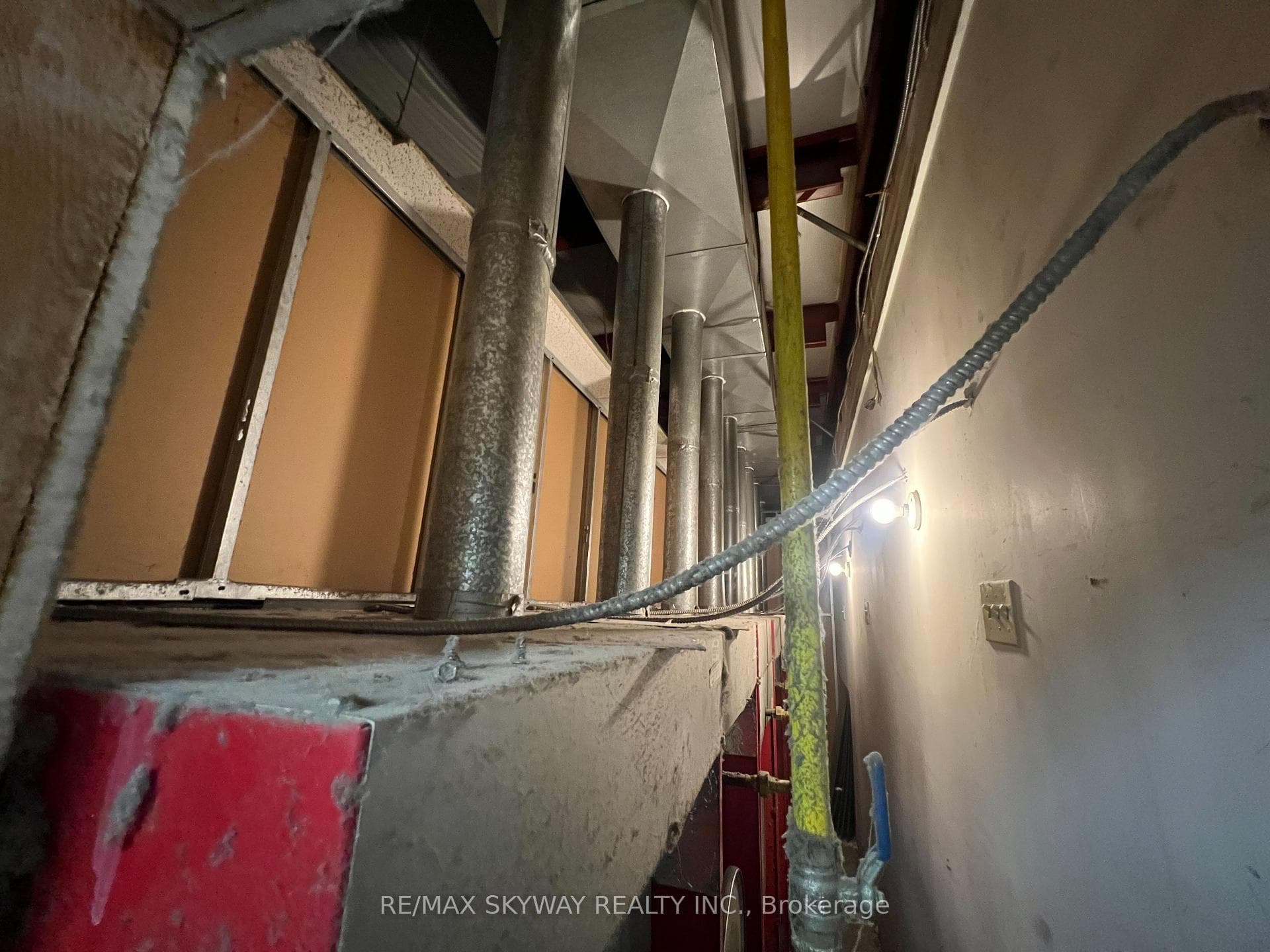 280 Victoria Street Unit 2A photo 30