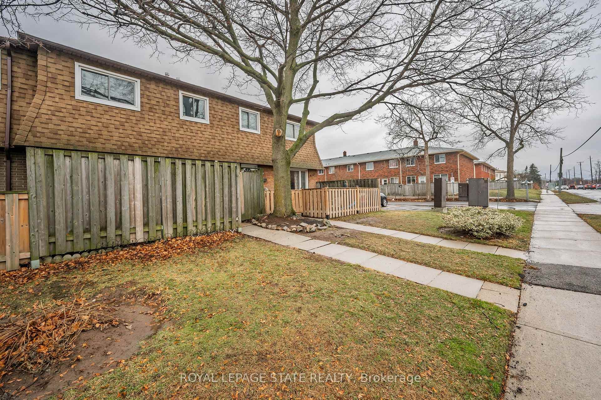 165 Limeridge Road Unit 2 photo 3